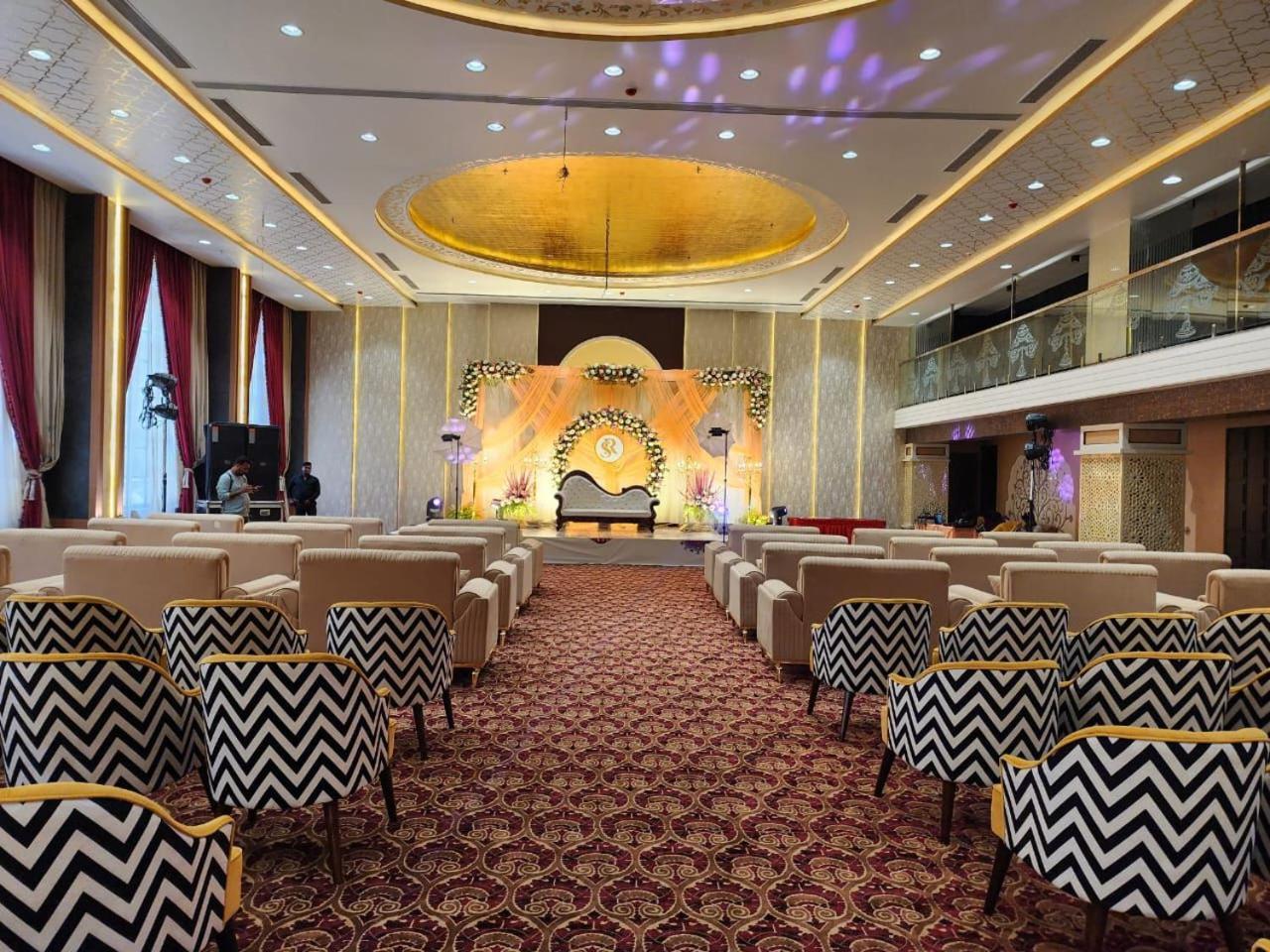 Raj Vilas Resort Dhanbād Extérieur photo